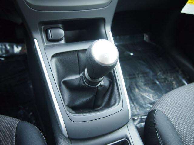 Nissan Sentra 2017 photo 9